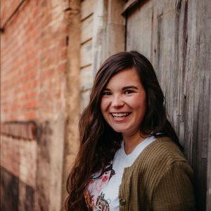 Meet your Posher, Brenna